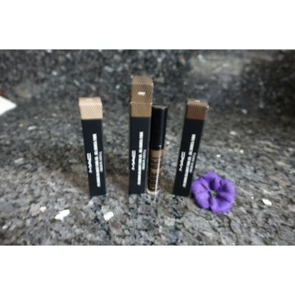 Mac Eye Brows Big Boost Exclusive Fibre Gel Stud Imperfect Box 10Ml - Image 3