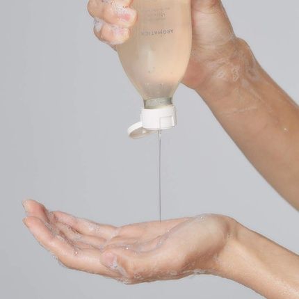 Aromatica Vitalizing Rosemary All-In-One Wash 300Ml 10.14Oz - Image 3