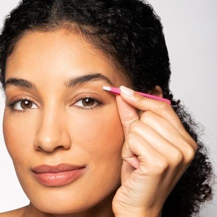 Tweezerman Mini Tweezer for Eyebrow Plucking Neon Pink - Image 3