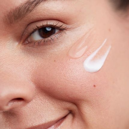 Elemis Ultra Smart Pro-Collagen Eye Treatment Duo Day & Night Treament System And Tool Rejuvenates Smoothes And Tightens The Eye Contour 10Ml 0.33 Ounce - Image 3