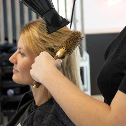 Olivia Garden Expert Blowout Shine Gold & Brown Ceramic Coated Round - Image 3