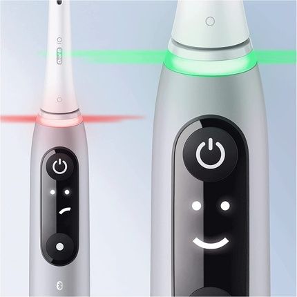 Oral-B Io6 Grey Opal Ultimate Clean Electric Toothbrush - Image 3