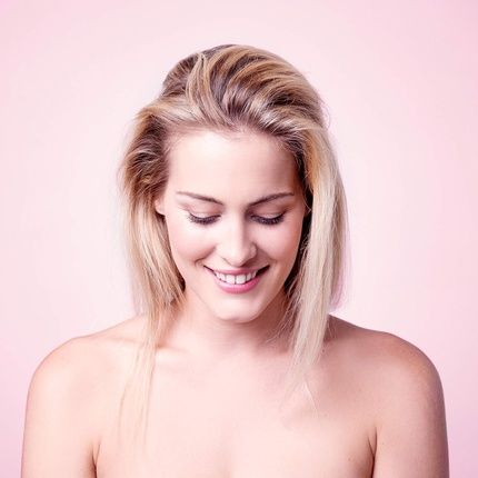 Isispharma Aquaruboril Micellar Solution Soothing Makeup Remover - Image 3