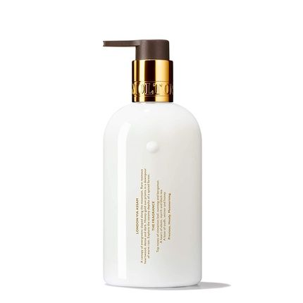 Molton Brown Mesmerising Oudh Accord & Gold Hand Cream 300Ml - Image 3