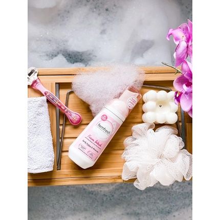 Femfresh Moisturisation & Comfort Daily Intimate Foam Wash With Shea Butter & Oat Milk Extracts 150Ml - Image 3