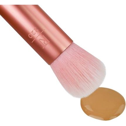 Real Techniques Light Layer Face Brush For Foundation And Powder - Image 3