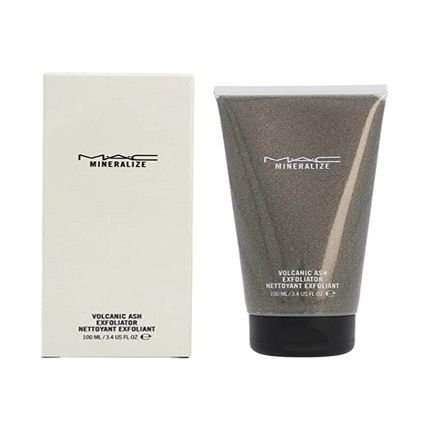 Mac Mineralize Volcanic Ash Exfoliator