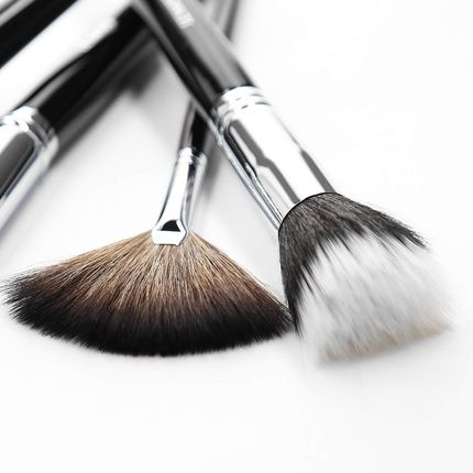 T4B Lussoni 100 Series Professional Makeup Brush Set For Liquid And Cream Cosmetics - Image 3