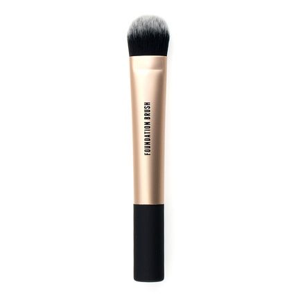 W7 Cosmetics Pro Artist Foundation Brush High-Quality Soft Professional Surface