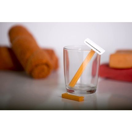 Bic 1 Sensitive Men'S Razor 20 Disposable Razors With 1 Blade Ribbed Plastic Handle Ideal For Travel - Image 3