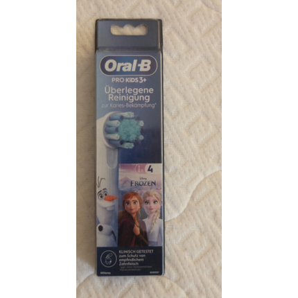 Oral-B Kids Frozen Extra Soft Brush Heads - Image 4