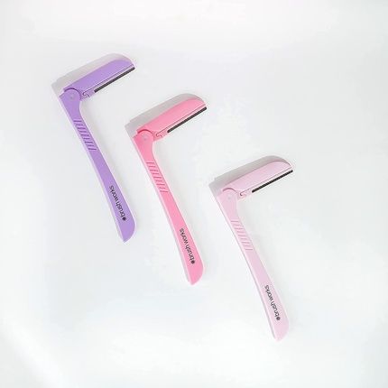 Brushworks Precision Eyebrow Razor - Image 3