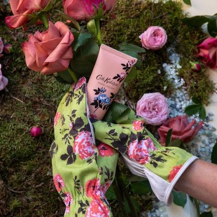 Cath Kidston The Garden Path Lightweight Gardening Gloves Gift Set Hand Cream Enriched With Shea Butter And Essential Oils Cruelty Free And Vegan Friendly - Image 3