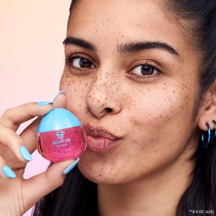 Essence Superman Lip Scrub With Vitamins - Natural - Image 3