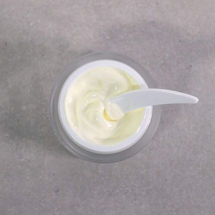 Medik8 Daily Radiance Vitamin C C-Tetra Cream Spf 30 Two-In-One Moisturiser 50Ml - Image 3