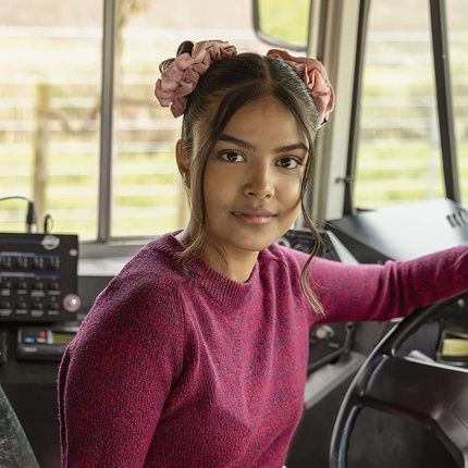 Invisibobble Hair Tie Retro Dreamin' Scrunchie Pastel I 1X Fabric Hair Tie - Image 3