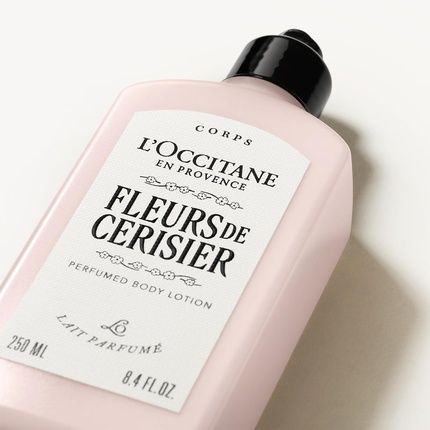 L'Occitane Iridescent Body Lotion Cherry Blossom 250Ml