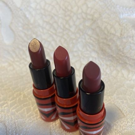 Mac Tiny Tricks Mini Lipstick Trio - Red Gift Set - Image 3