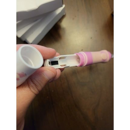 Seago Electric Toothbrush For Kids With 4 New Brush Heads - Image 3