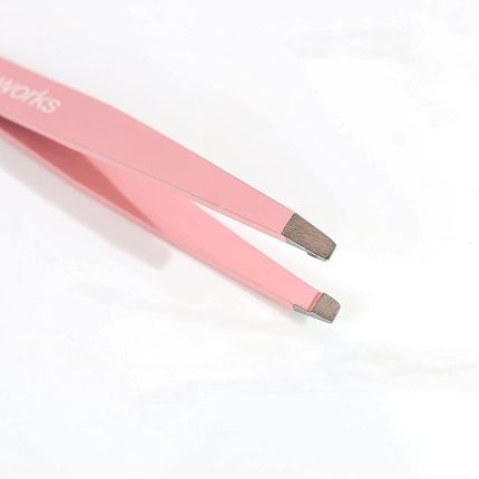 Brushworks Precision Slanted Tweezers - Image 3