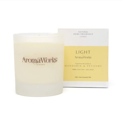 Aromaworks - Light Candle - Mandarin And Vetivert - Natural Home Fragrance